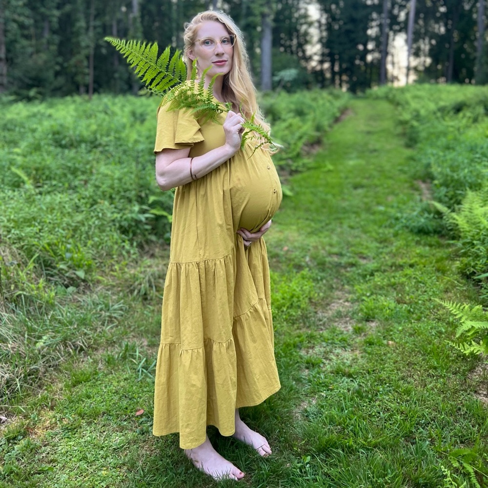 Meet your Posher, Alicia 🌿👱🏻‍♀️🍄🌾🌼